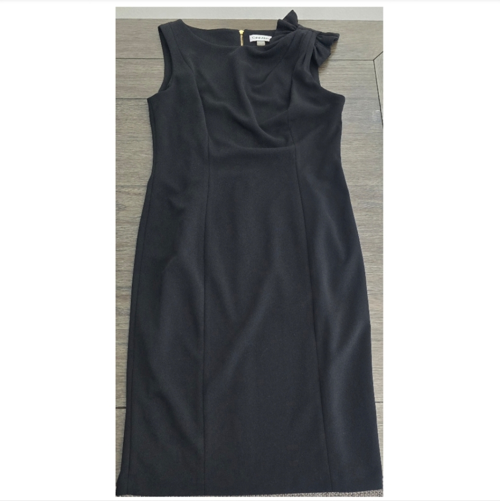 Calvin Klein 🖤 Black Bow Shoulder Dress, Size 8 - Picture 5 of 13